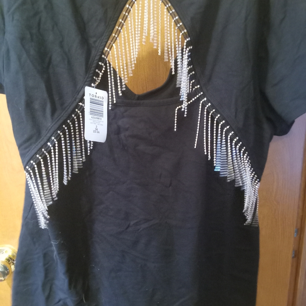Torrid top - Picture 2 of 3